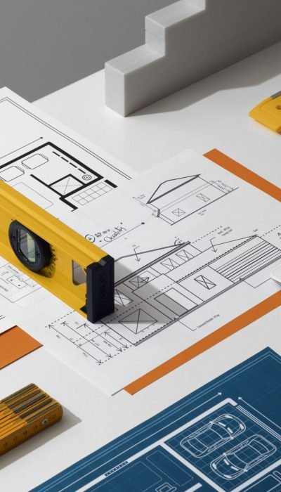 high-angle-measuring-tools-desk-still-life (1) Precisa de ajuda com construção, reforma ou projetos de engenharia civil em Montes Claros? Entre em contato com nosso escritório. Oferecemos atendimento personalizado, soluções eficientes e suporte completo para sua obra, em parceria com arquitetos e pedreiros especializados. Solicite um orçamento ou tire suas dúvidas agora mesmo!